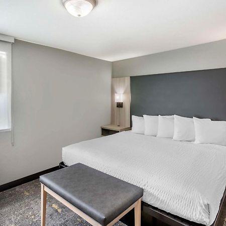 Best Western Plus Weston Inn Logan Kültér fotó
