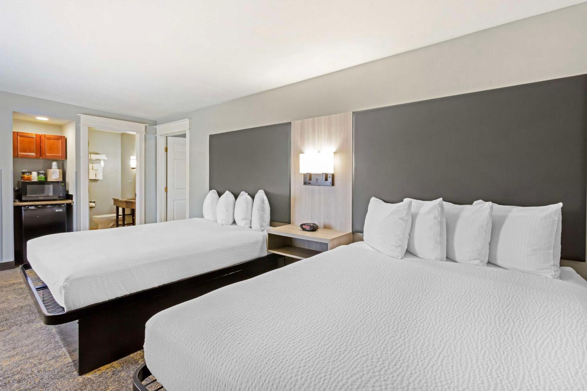 Best Western Plus Weston Inn Logan Kültér fotó