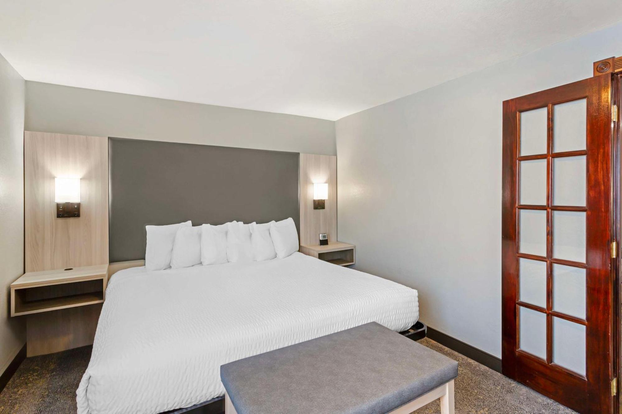 Best Western Plus Weston Inn Logan Kültér fotó