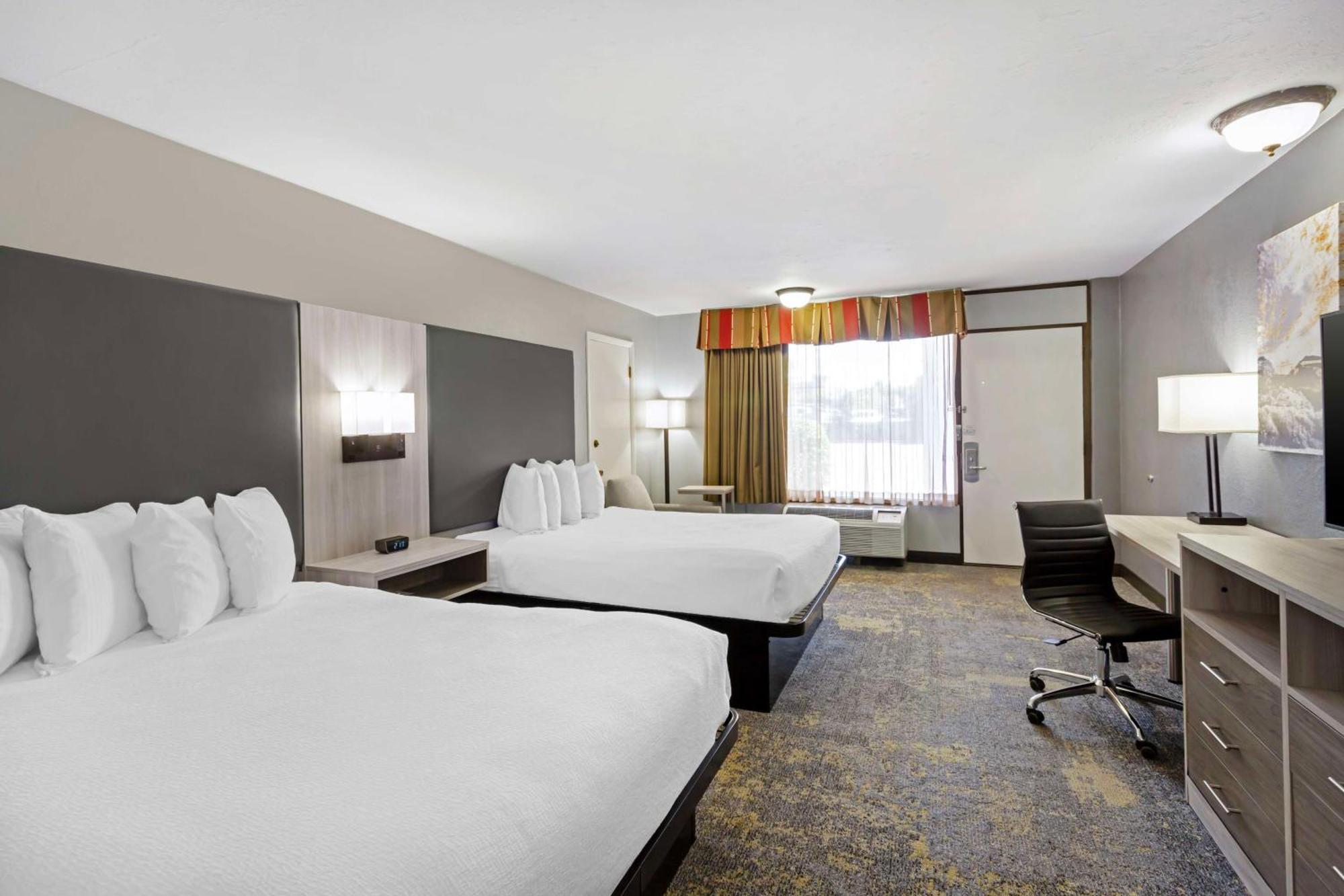 Best Western Plus Weston Inn Logan Kültér fotó